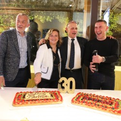 I soci di Florinfo al taglio della torta del 30esimo anniversario.